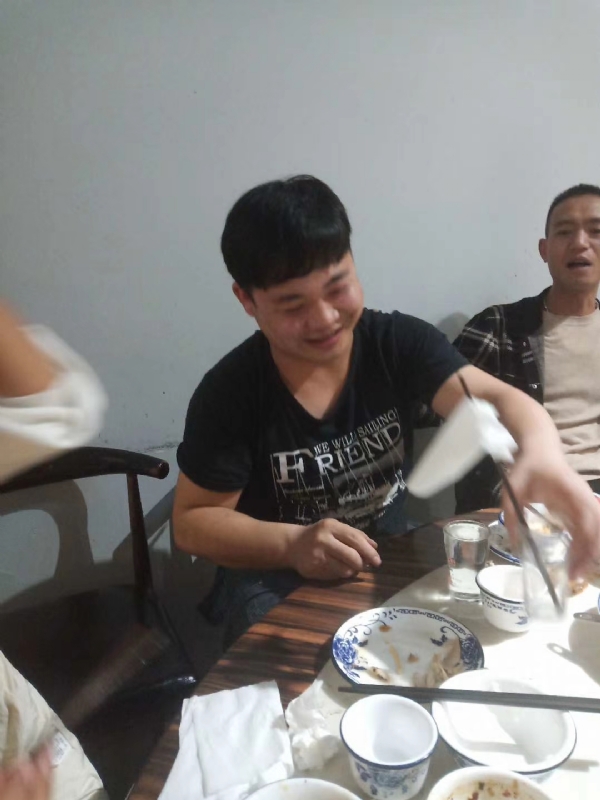 非诚勿扰的第一张照片--玉溪上门女婿服务网